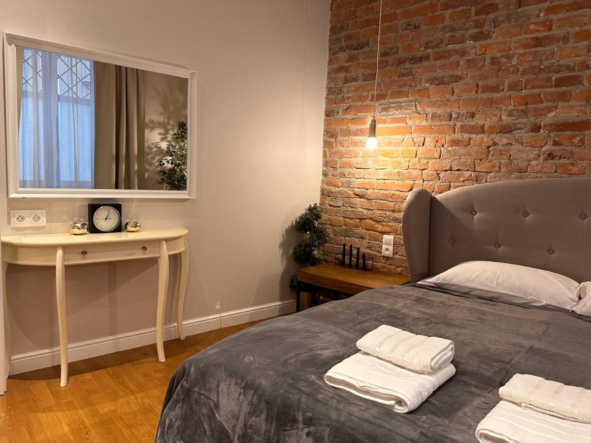 Centrum Apartamenty Stare Miasto คราคูฟ ภายนอก รูปภาพ